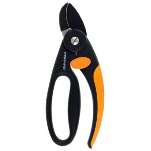 Секатор контактный FISKARS 1001535 P43 с петлей для пальцев